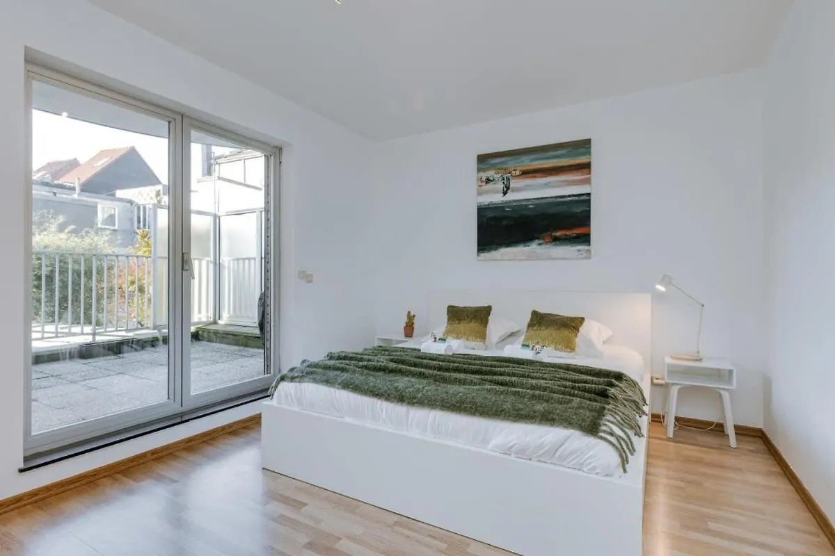 Stylish Apartment With Terrace And Balcony Antwerp